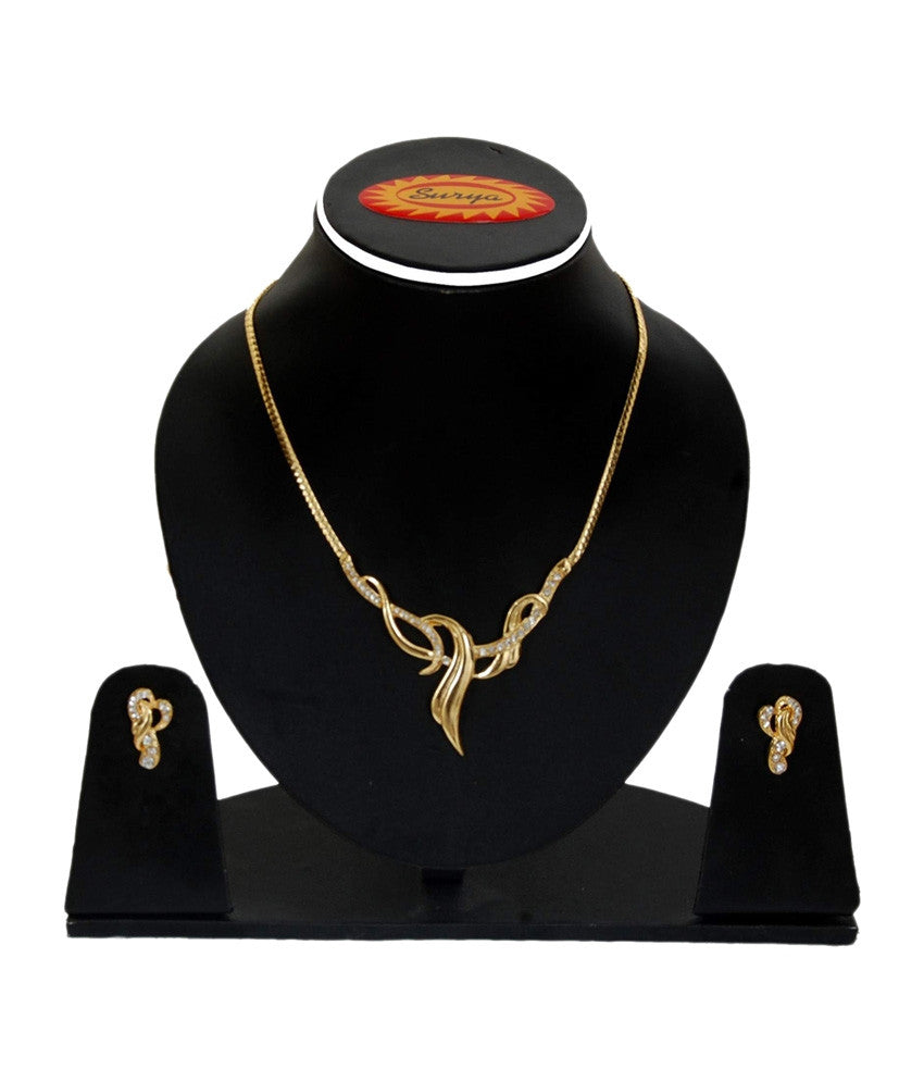 Surya Gold Bridal Designer With American Diamond Statement Necklace Set With Earring